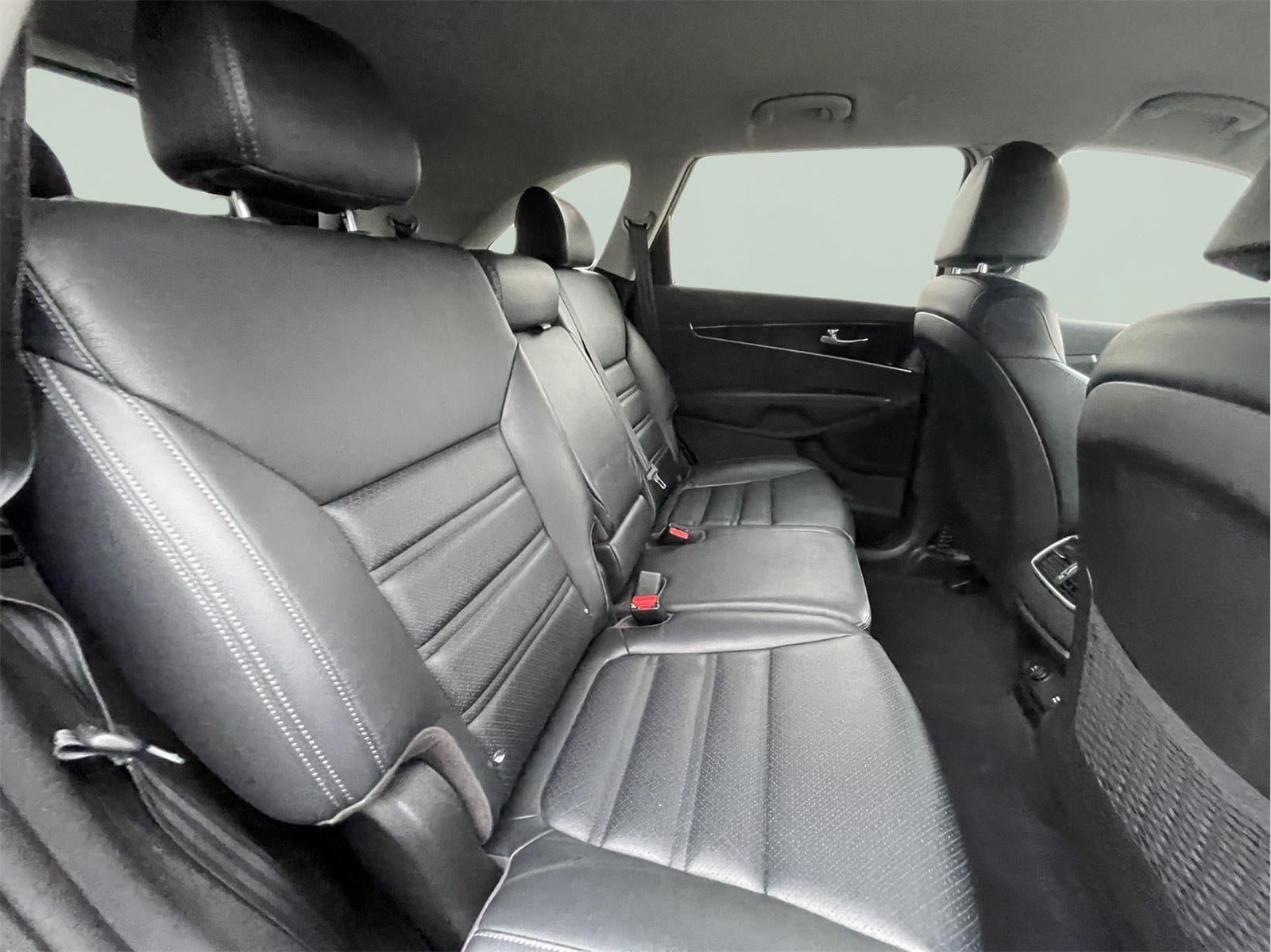 2019 Kia Sorento EX V6