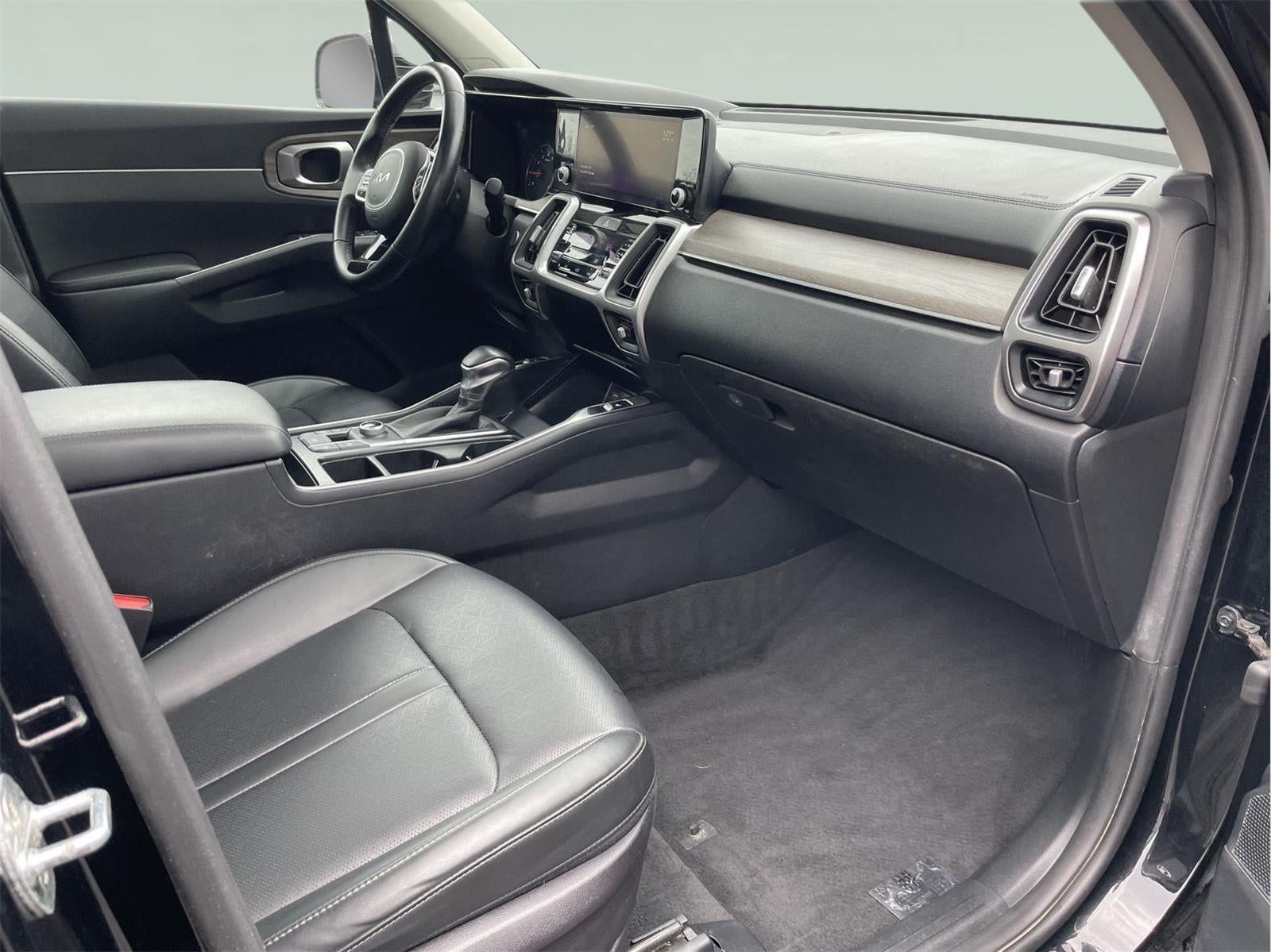 2022 Kia Sorento X-Line EX