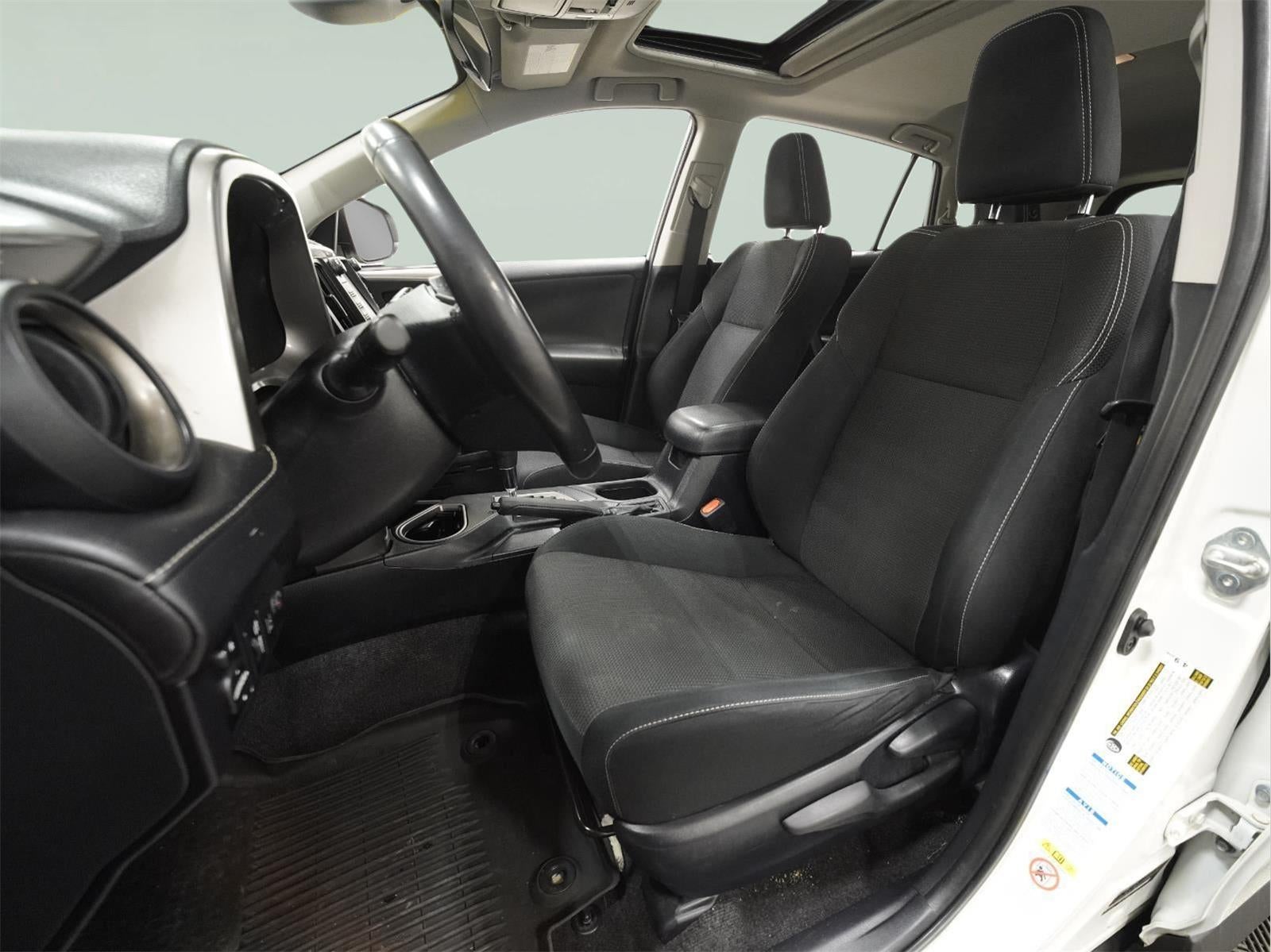 2017 Toyota RAV4 Hybrid XLE