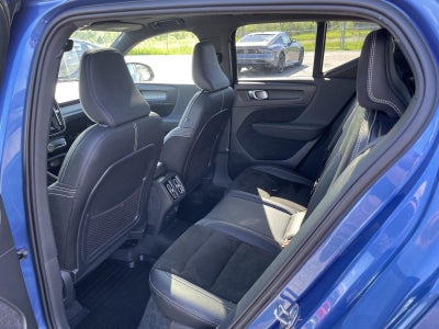2021 Volvo XC40 R-Design