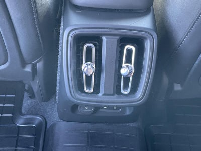 2021 Volvo XC40 R-Design