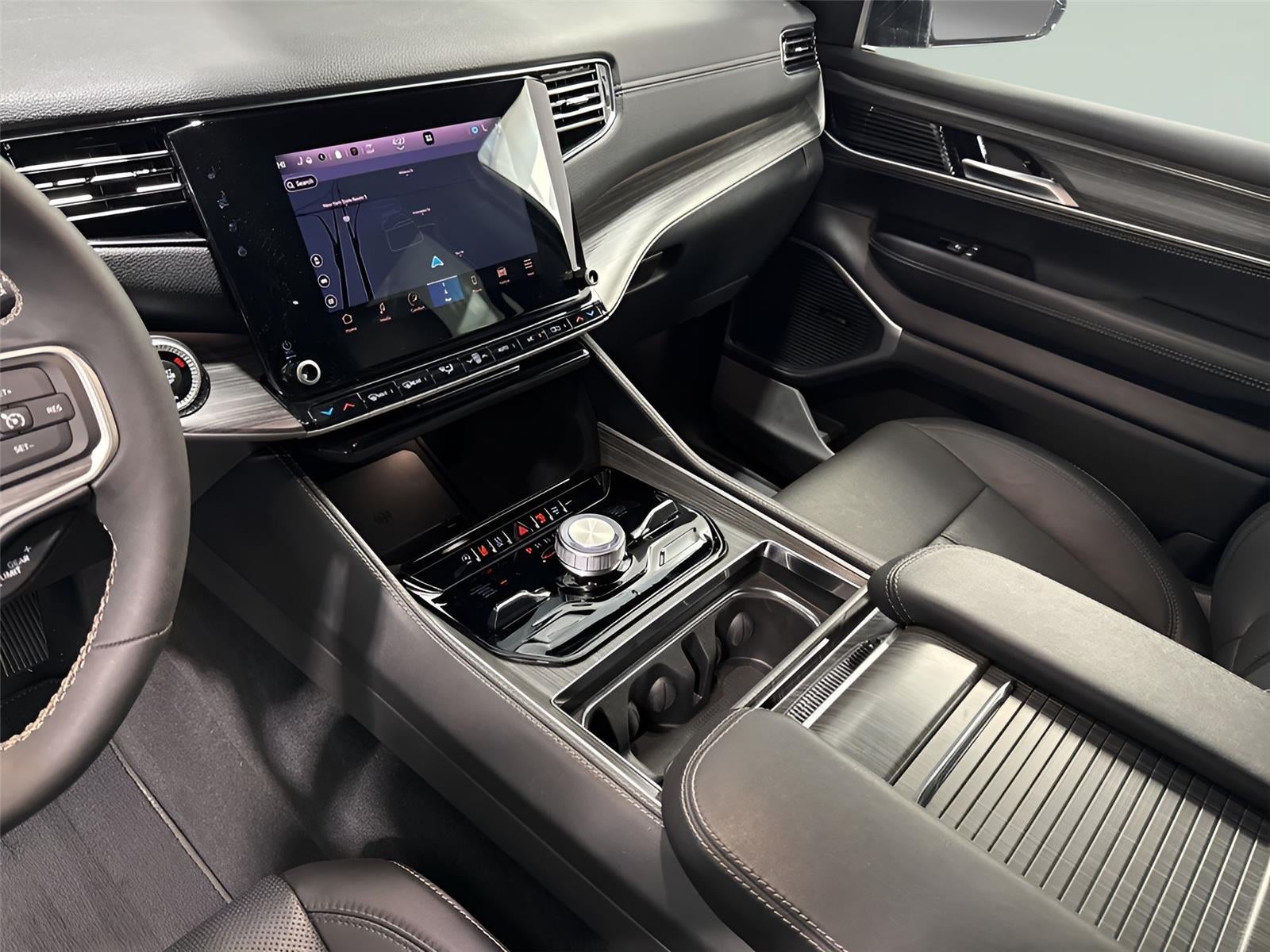 2023 Jeep Wagoneer L Series III