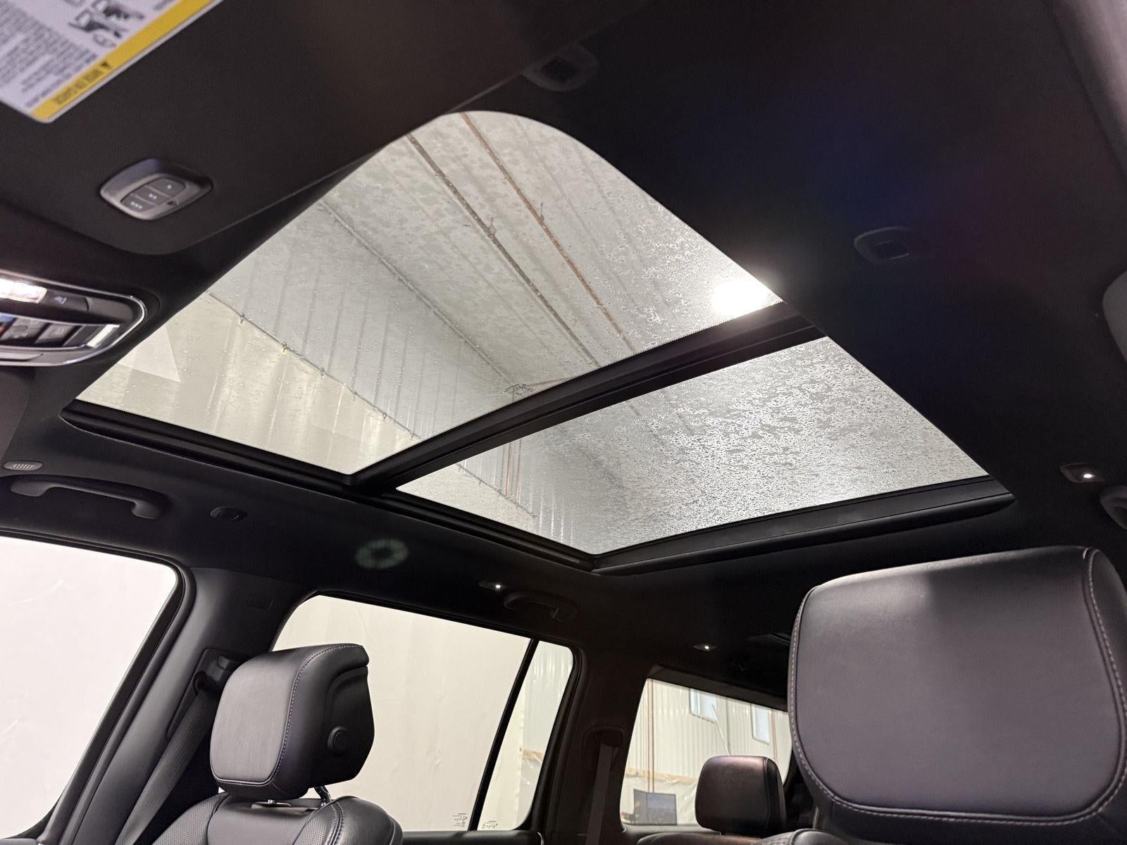 2024 Jeep Wagoneer Series II Carbide