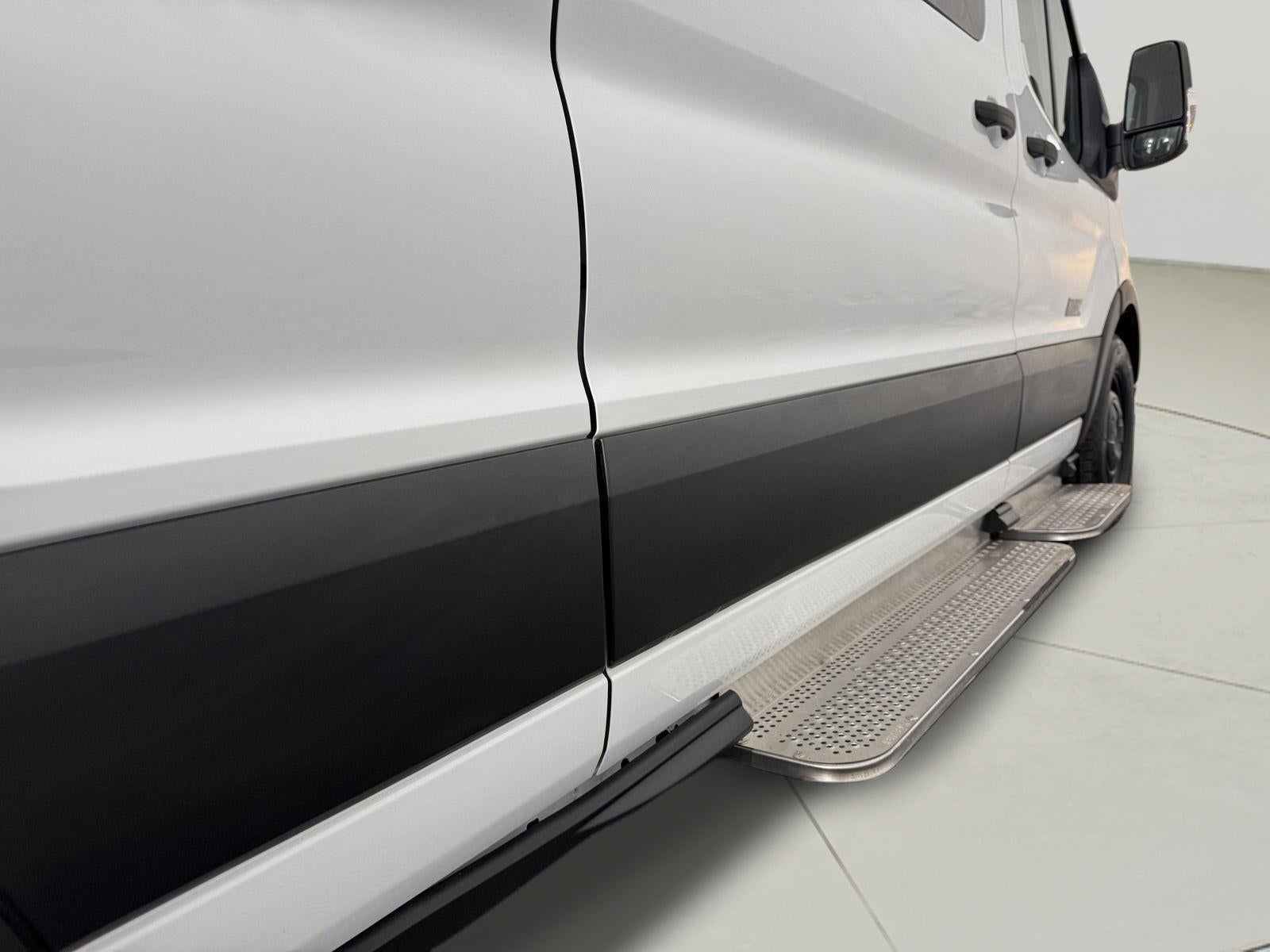 2020 Ford Transit Passenger Wagon XL