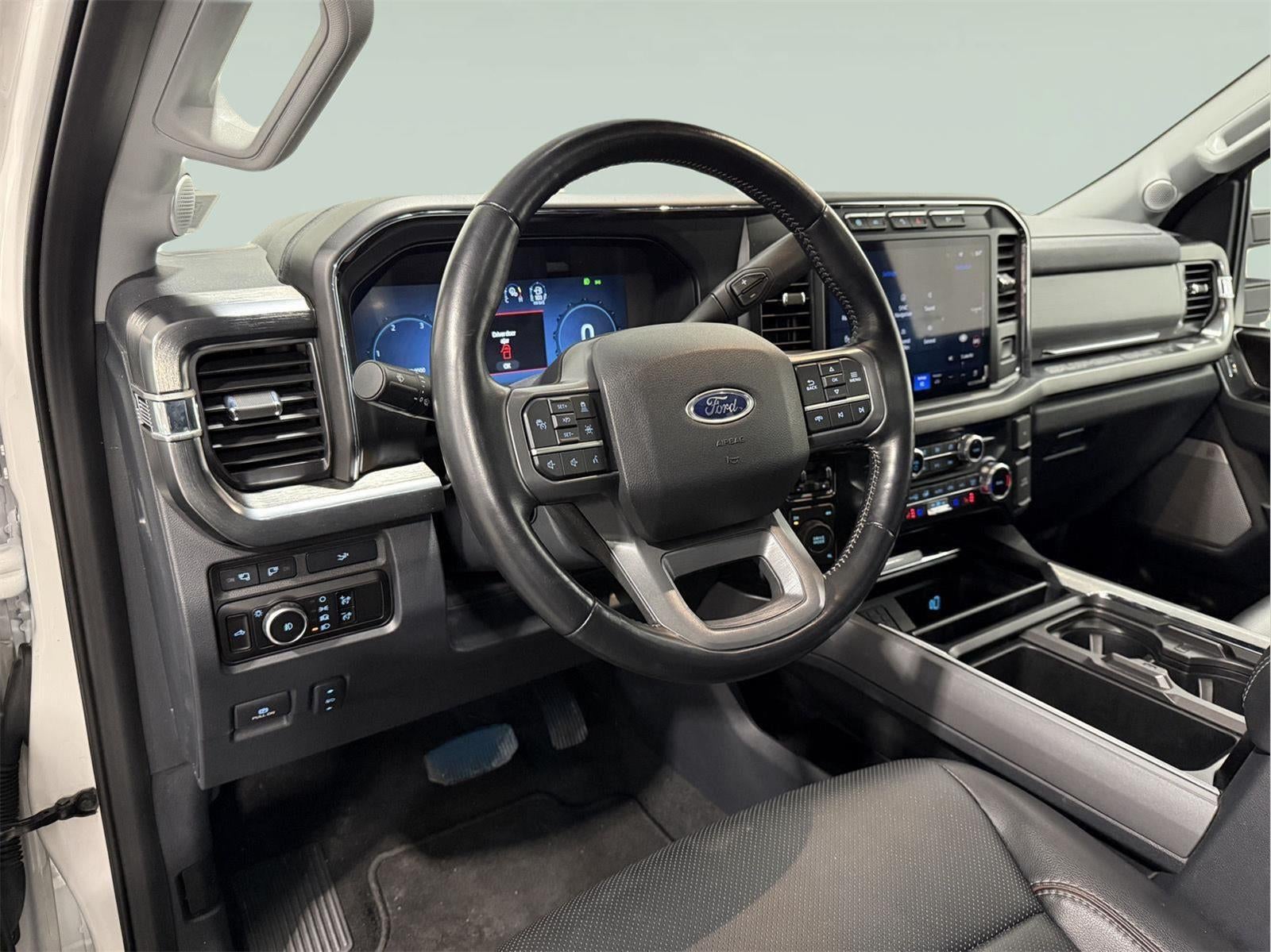 2023 Ford Super Duty F-250 SRW LARIAT