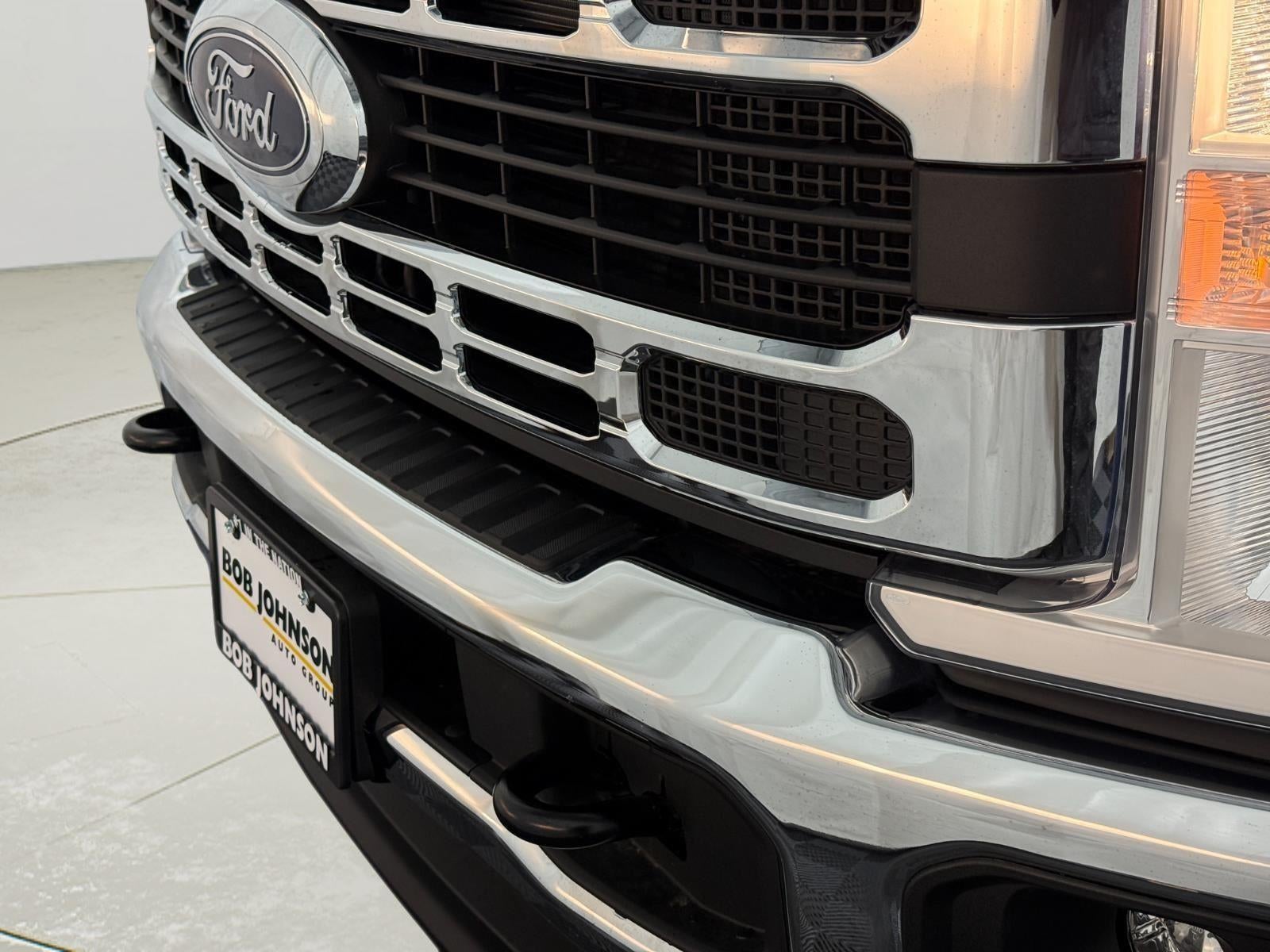 2025 Ford Super Duty F-350 Lariat