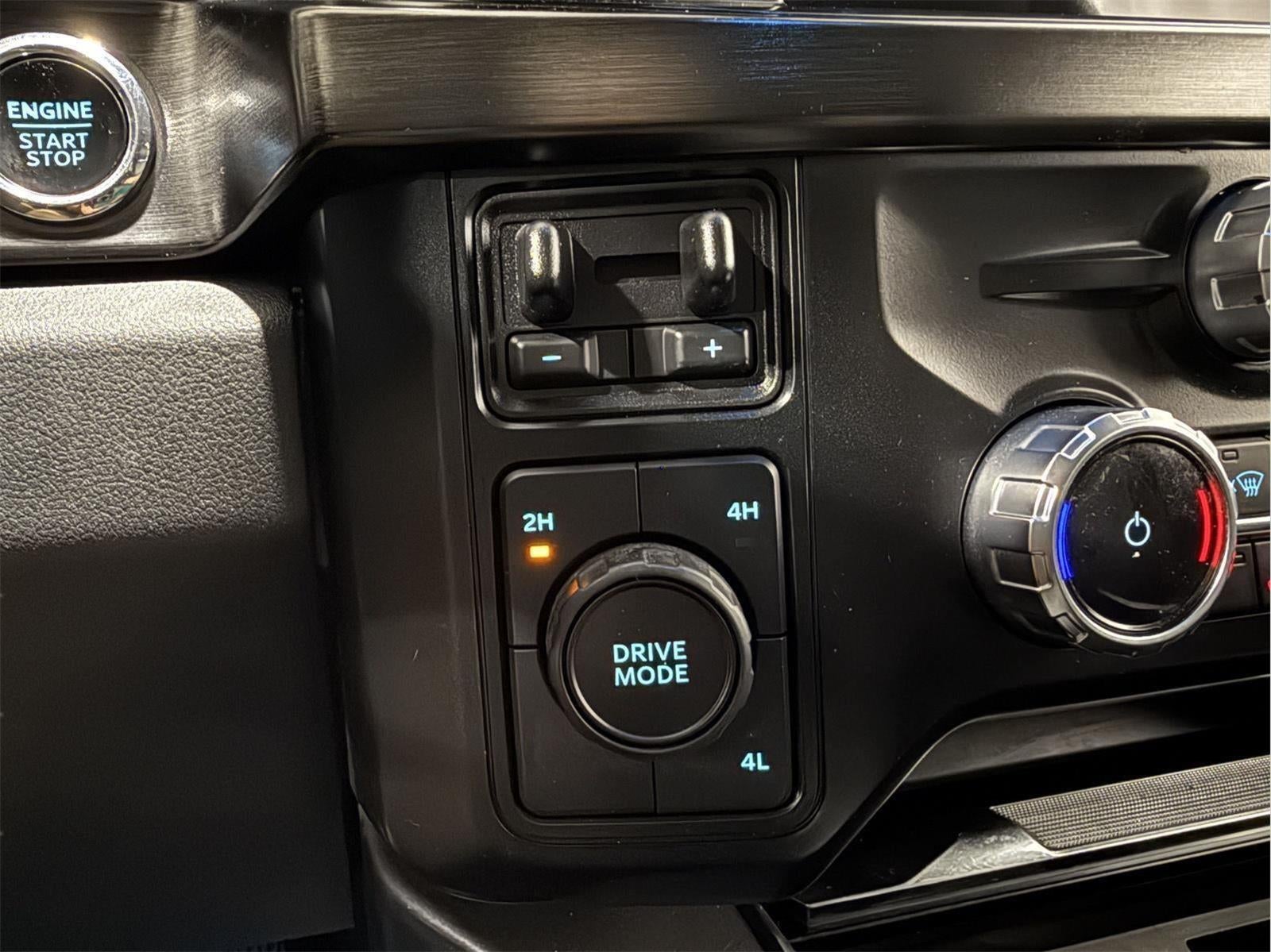 2023 Ford Super Duty F-350 SRW LARIAT