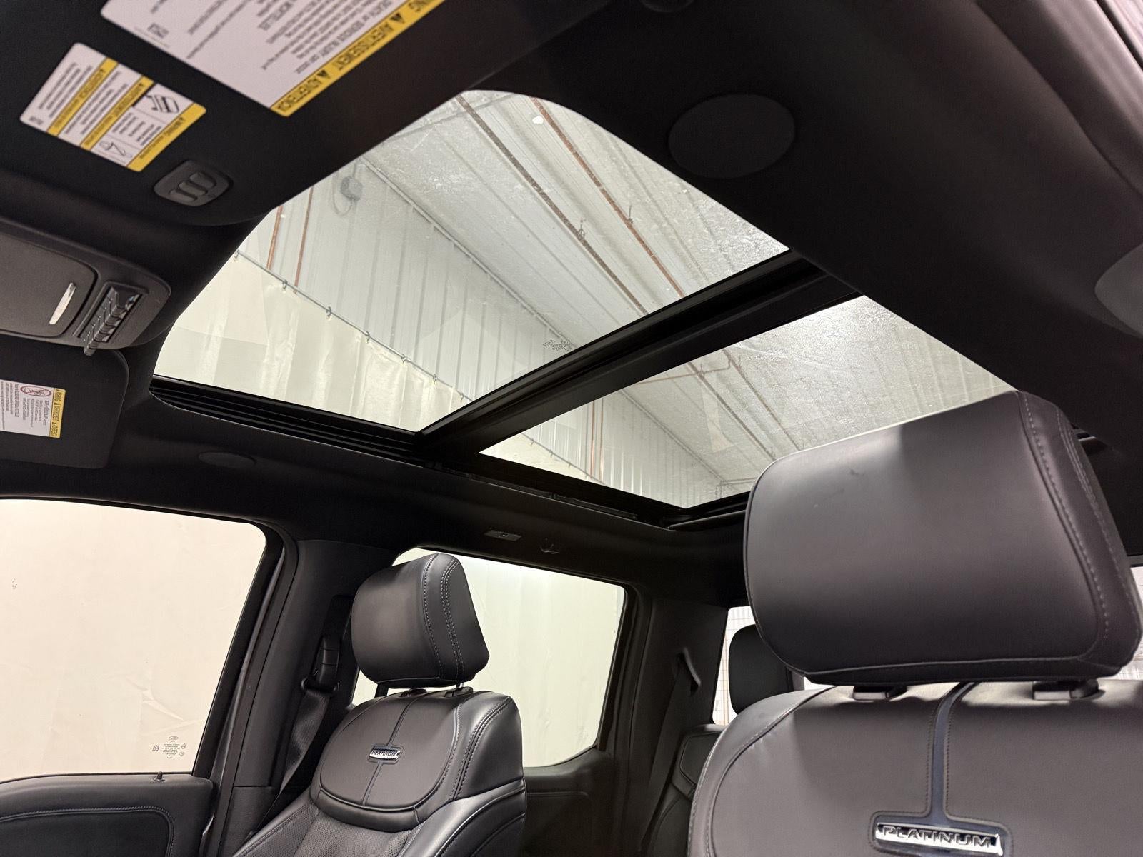 2025 Ford Super Duty F-450 DRW Platinum