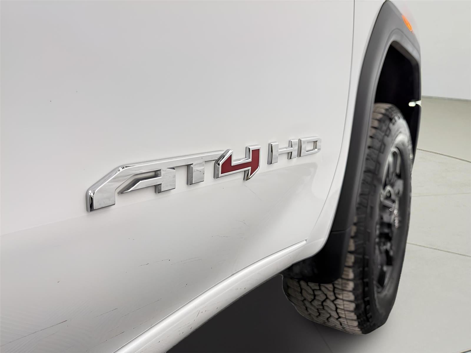 2025 GMC Sierra 2500HD AT4