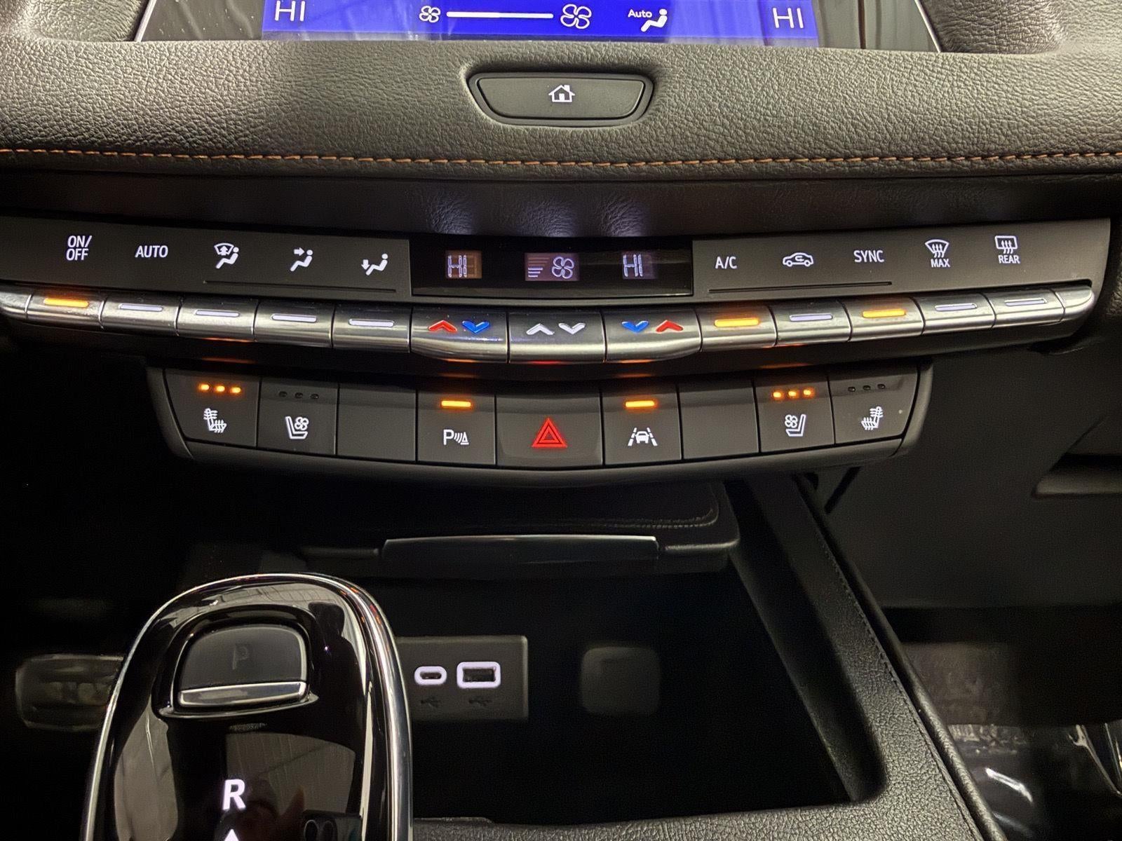 2023 Cadillac XT4 AWD Sport
