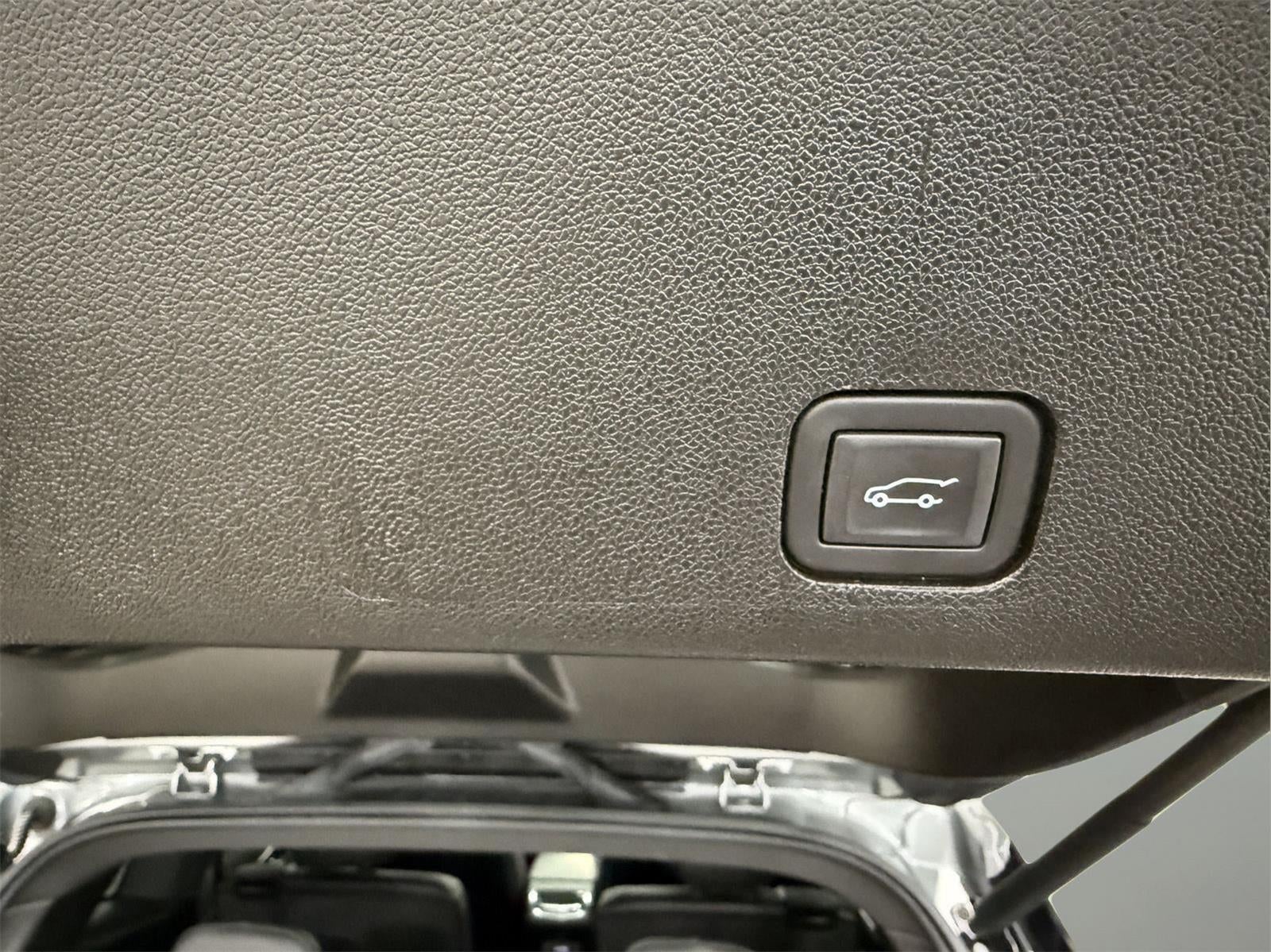 2024 Cadillac XT6 AWD Sport