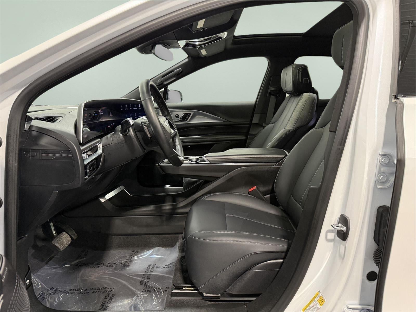 2024 Cadillac LYRIQ Tech