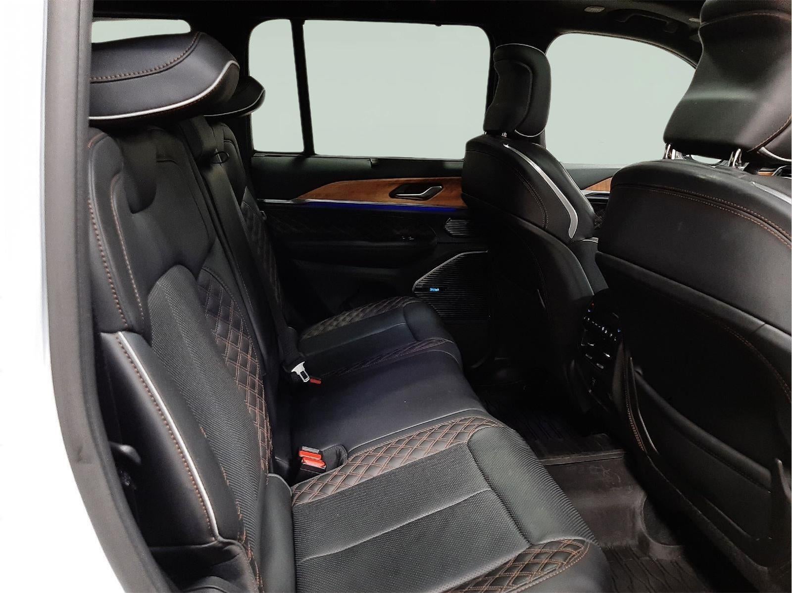 2023 Jeep Grand Cherokee Summit Reserve