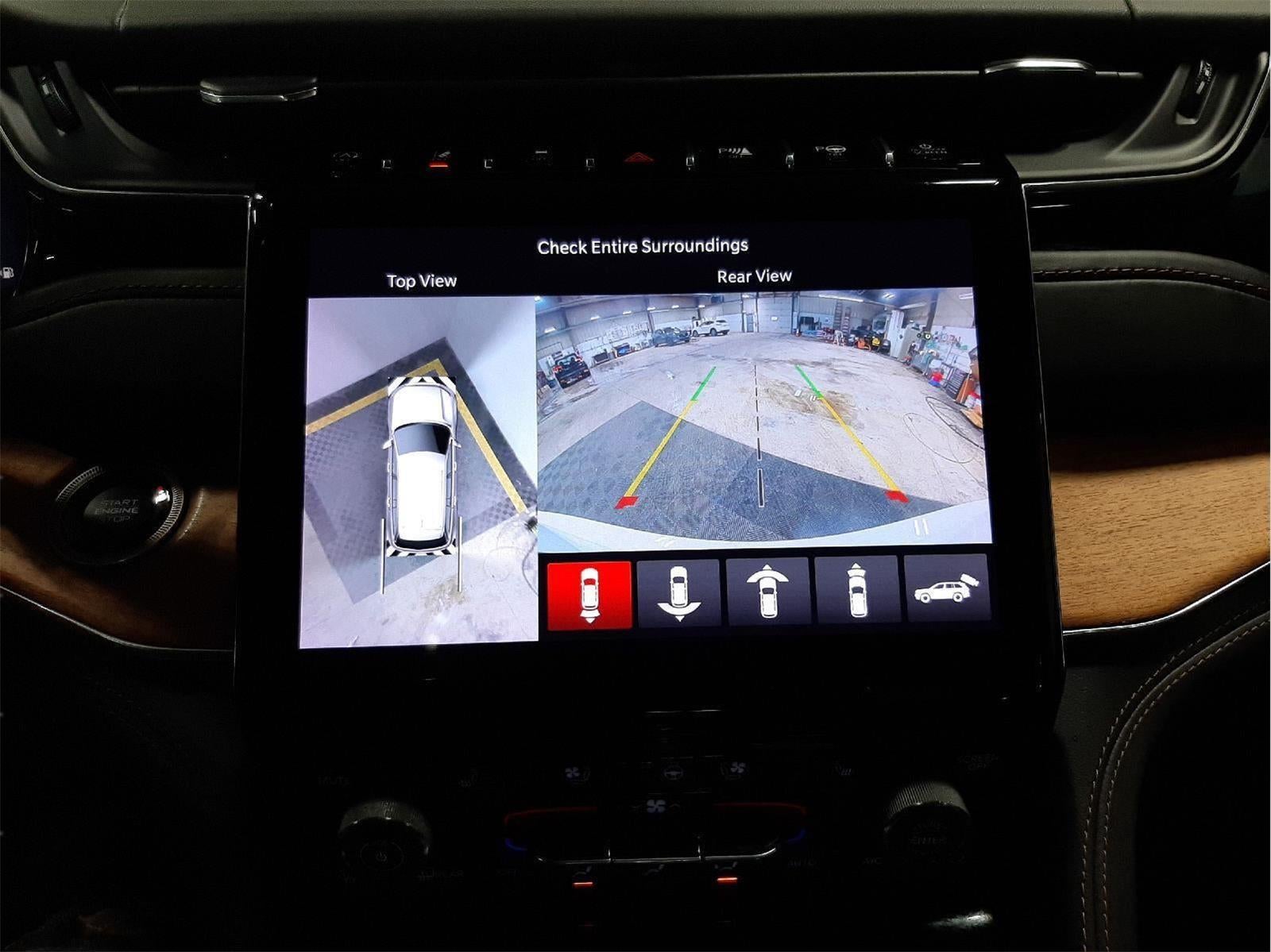 2023 Jeep Grand Cherokee Summit Reserve