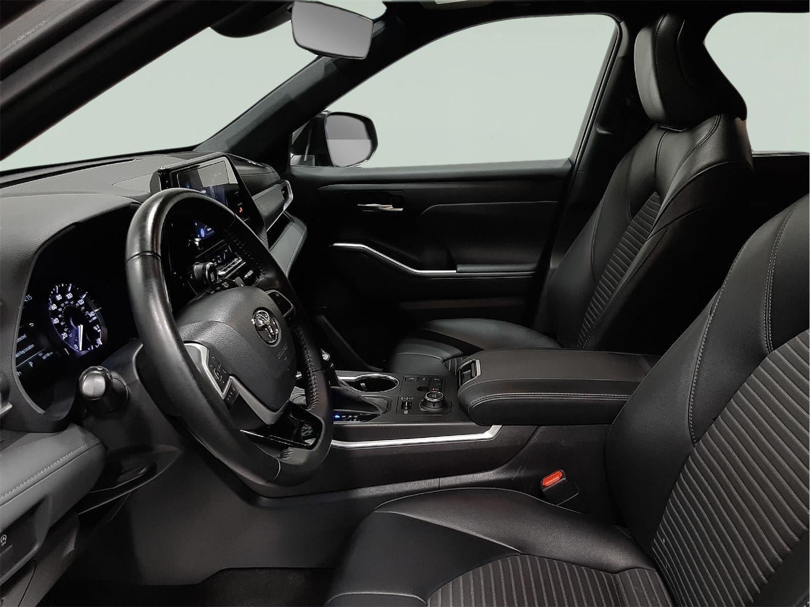 2023 Toyota Highlander XSE
