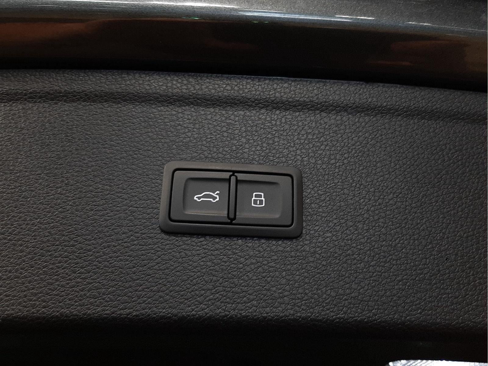 2025 Audi Q5 S line Premium